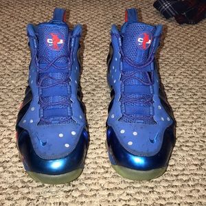 Blue and red Barkley foam posities
